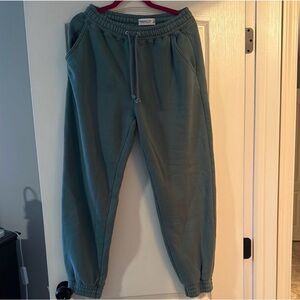 listing-status-banner